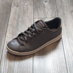 Adidas Women's Pantofi Sport Advantage Gray Low-Top Sneakers Size 5